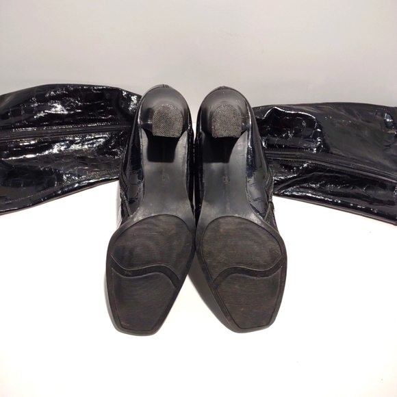 Maurice's Faux Leather Calf high heel boots. Size 10 Black - Picture 7 of 12